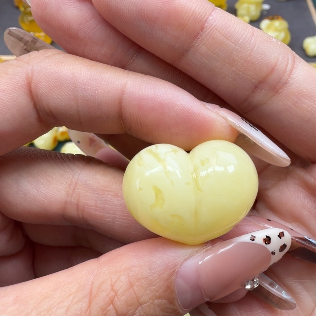 微***霖琥珀未镶嵌裸石蜜蜡