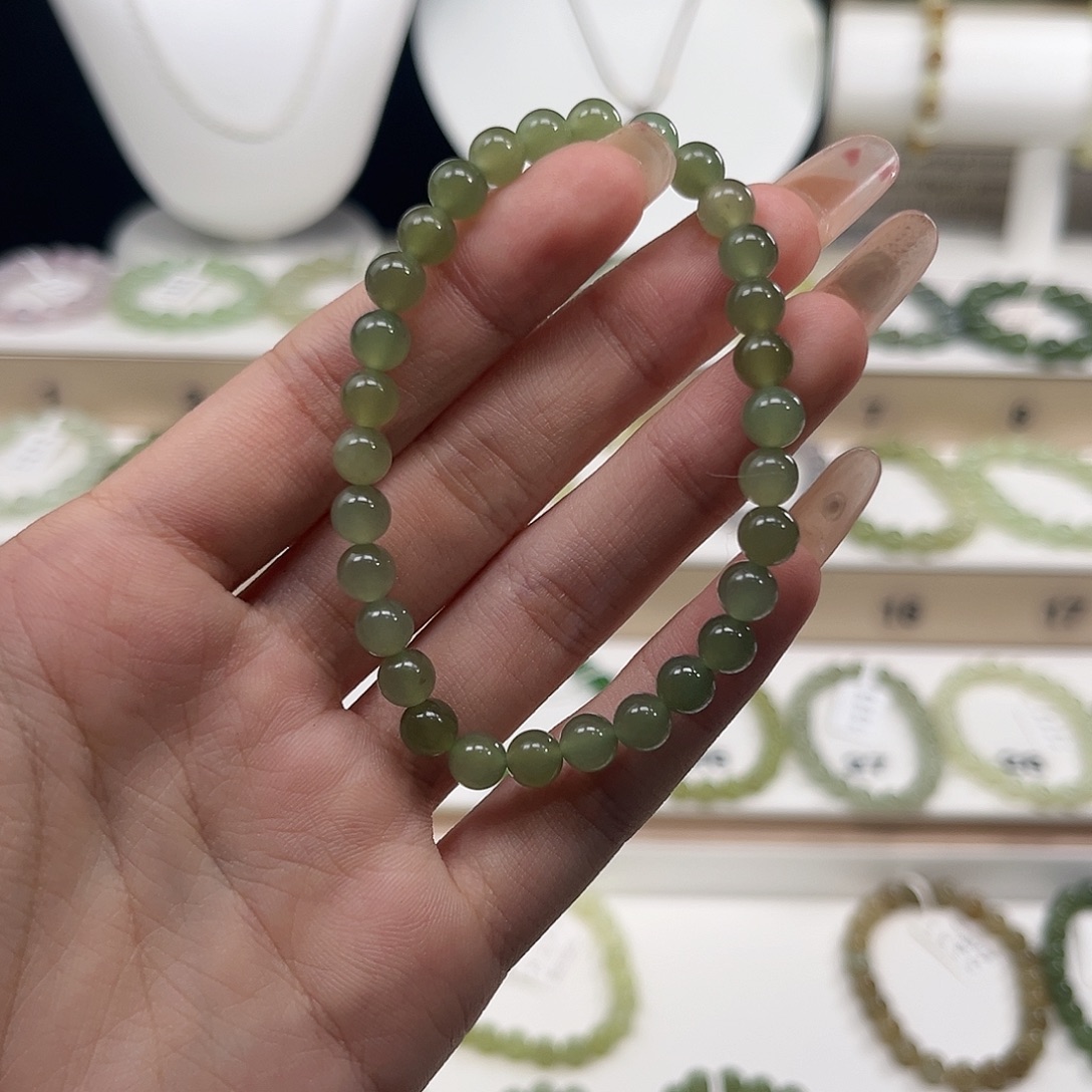 窗***豆和田玉（糖玉）未镶嵌手链