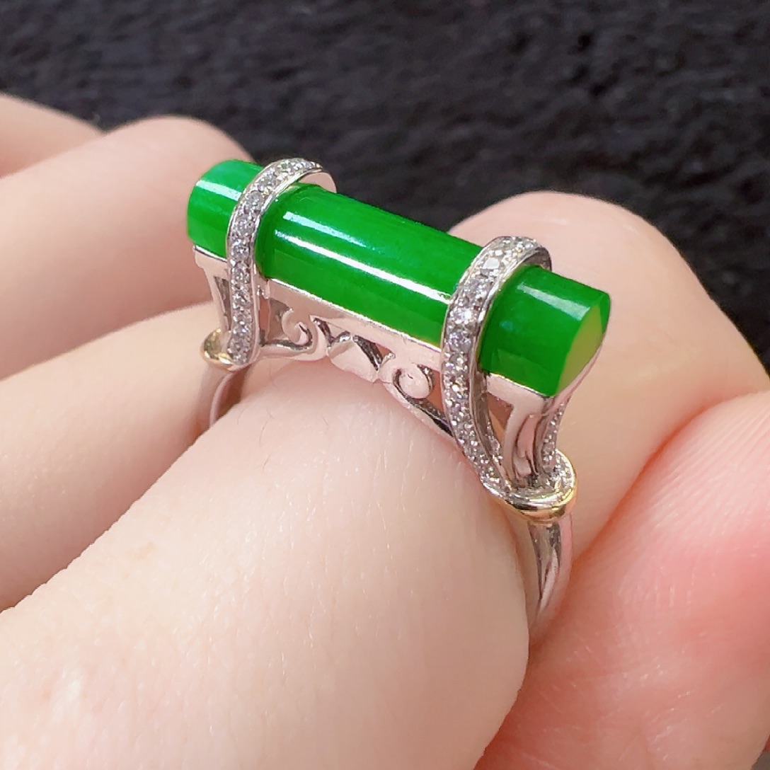 翡翠戒指18K金镶嵌【福利款】签收后24小时鉴赏期