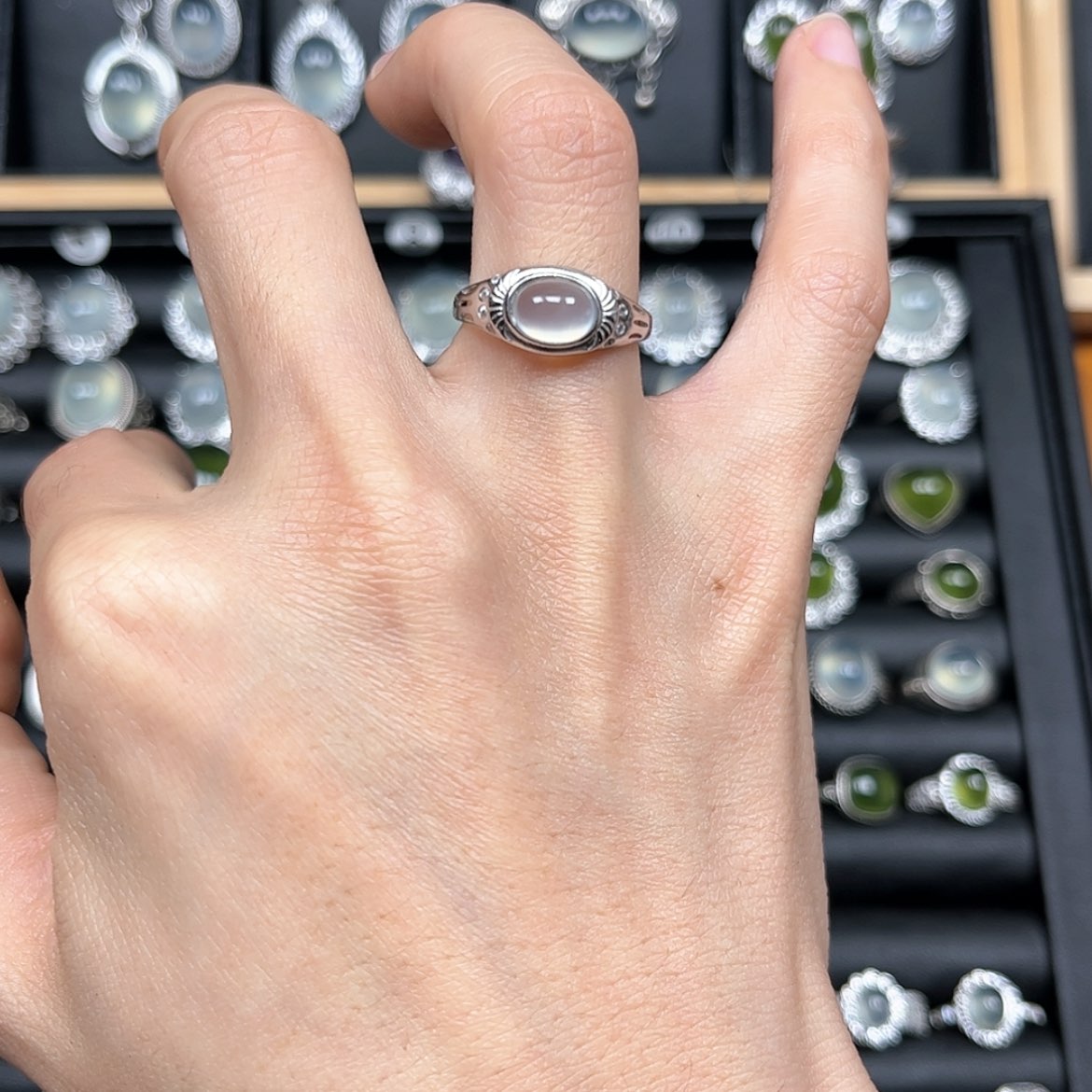 【闪购商品】岫玉戒指银S925镶嵌柚***王