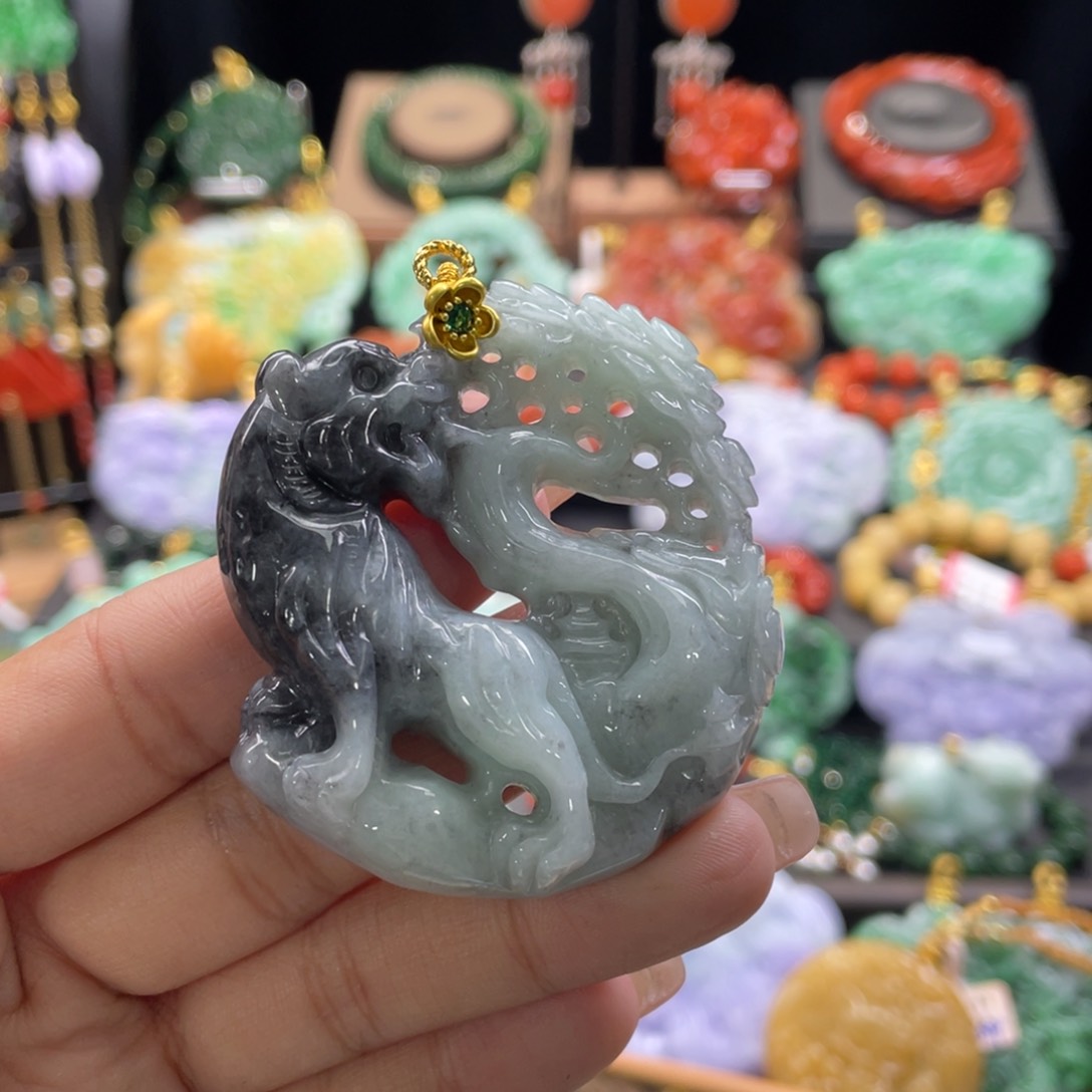 翡翠颈饰未镶嵌代编织