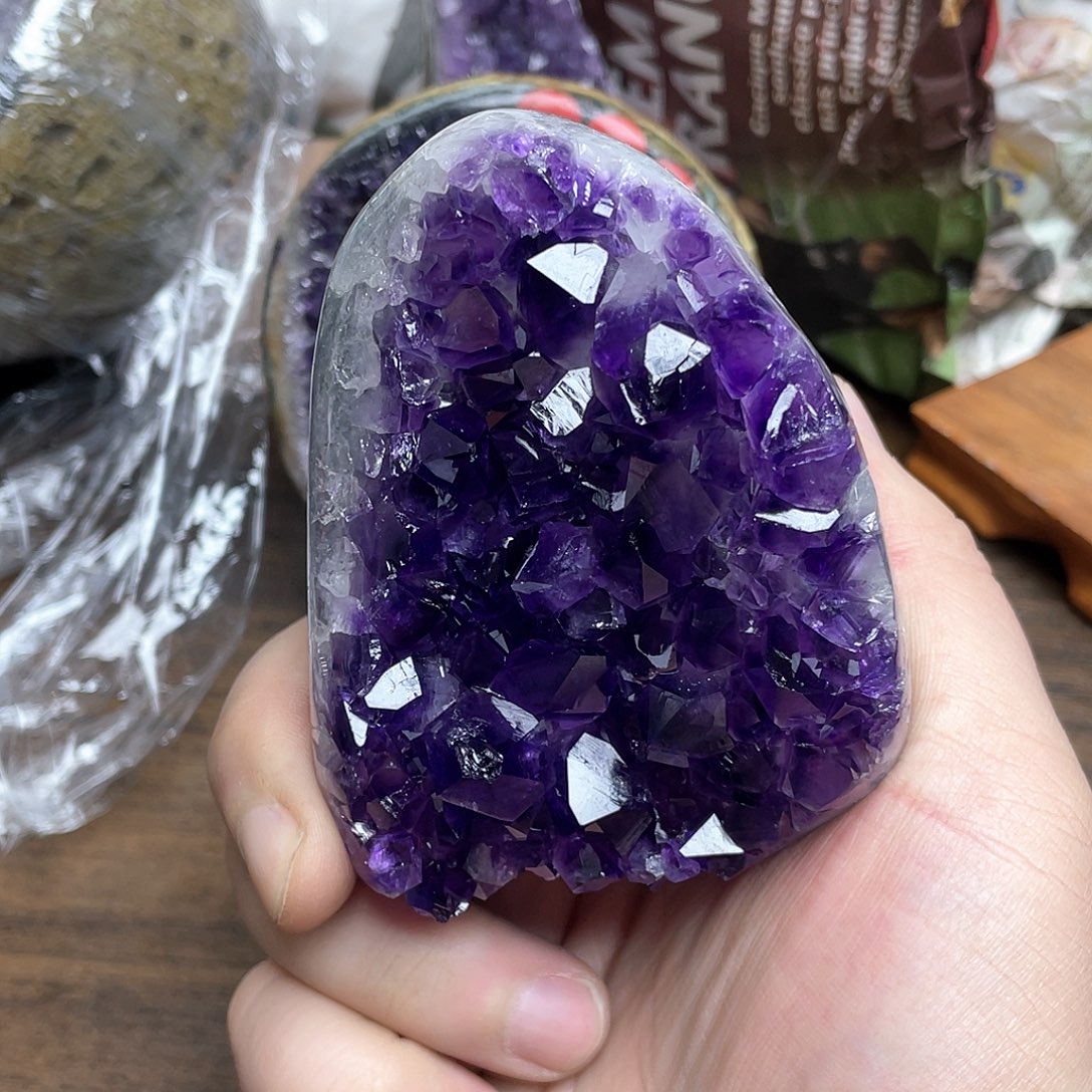 紫晶大型摆件（非配饰）未镶嵌