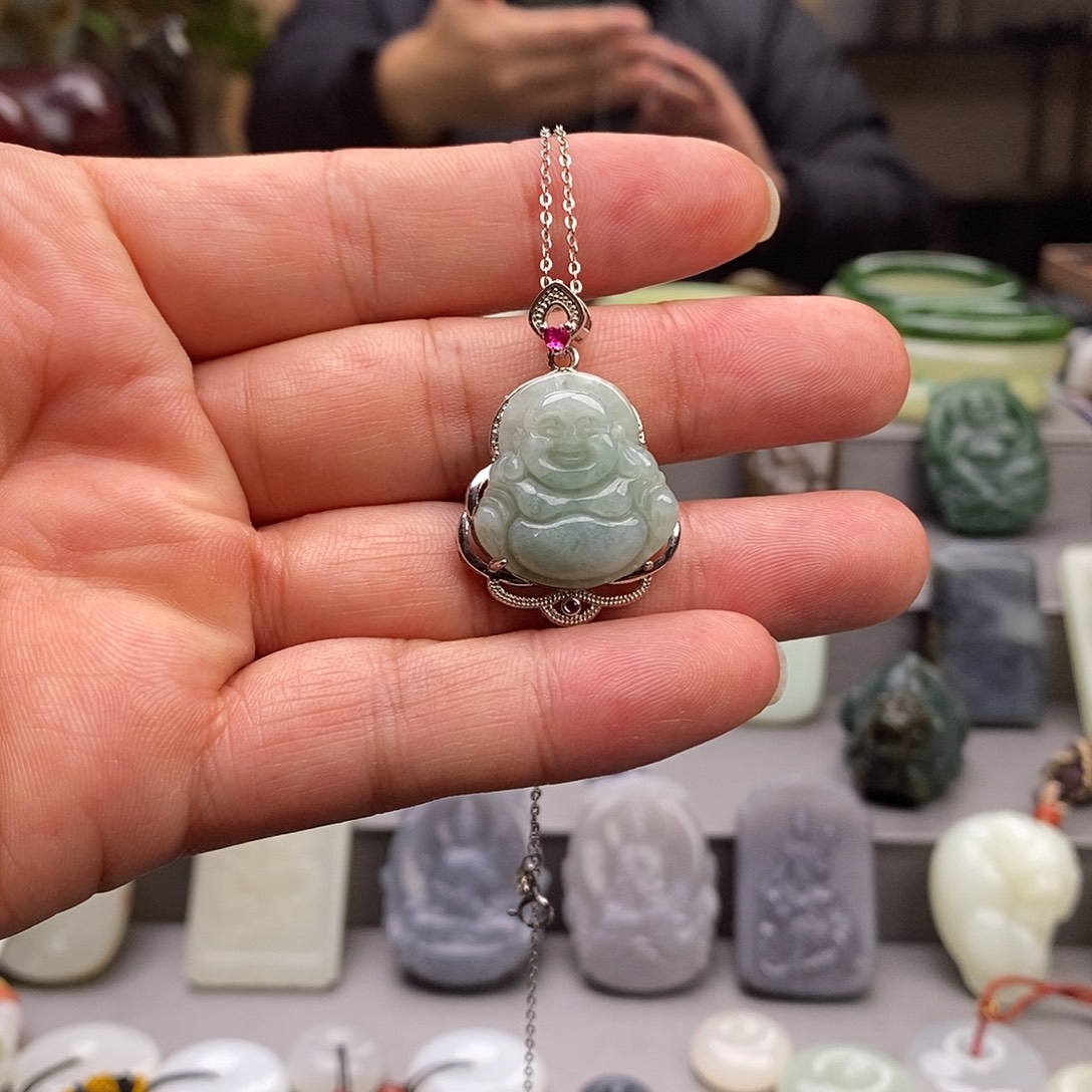 和田玉未镶嵌颈饰