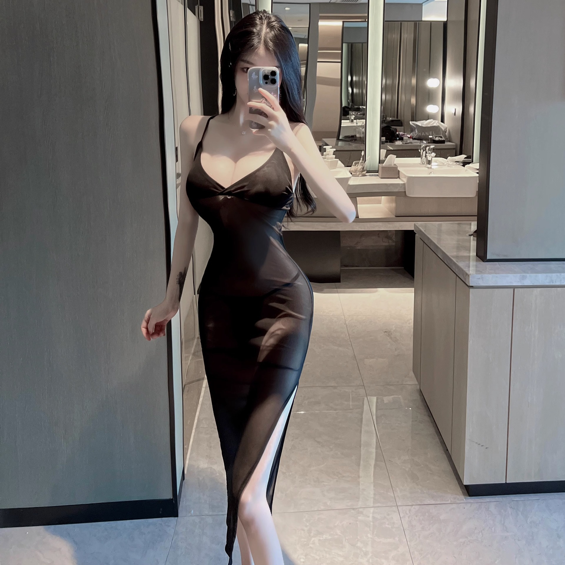 迷恋【80-200斤】大码内衣深V吊带睡衣薄纱长裙网纱显瘦气质