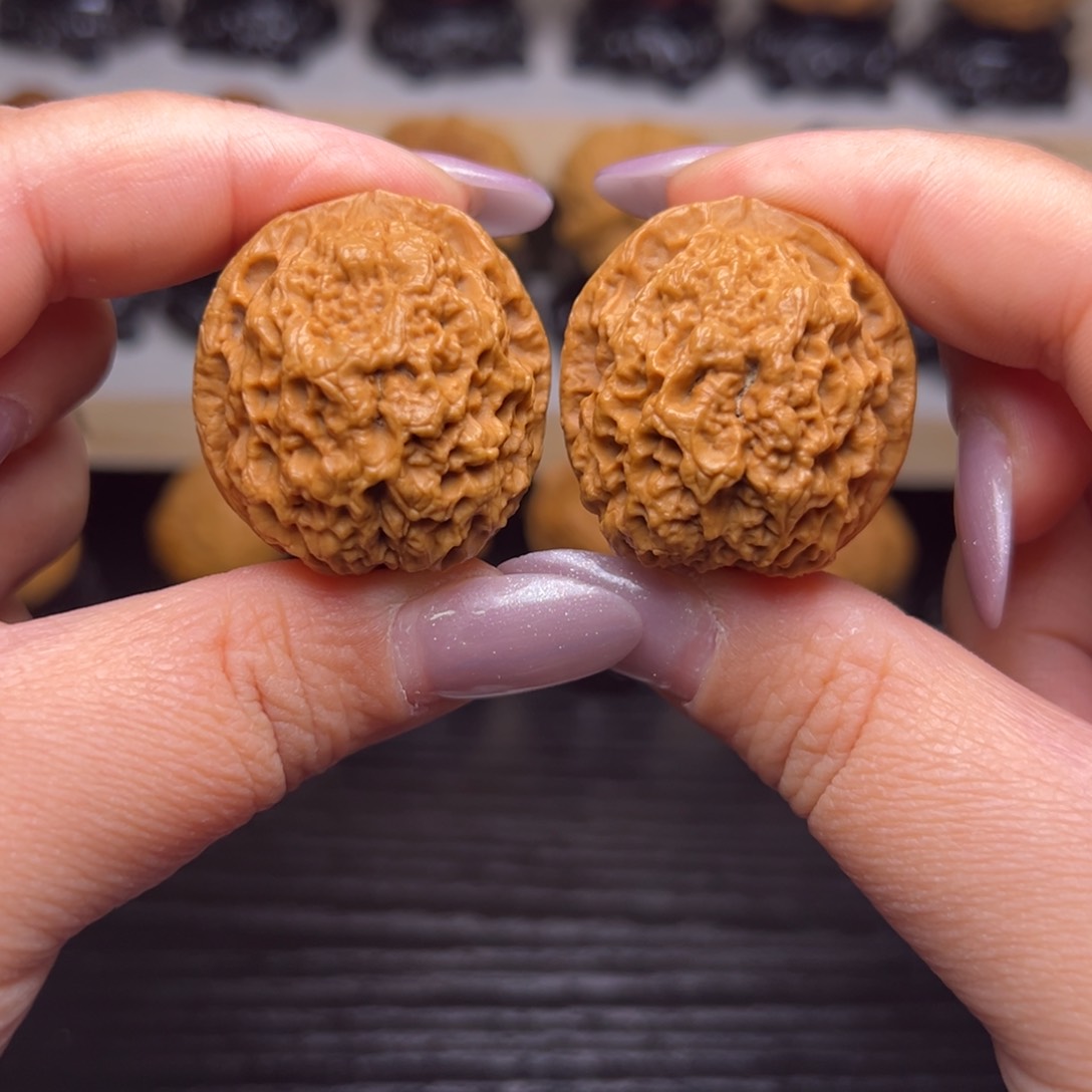 文玩核桃吊坠22z-------37尺