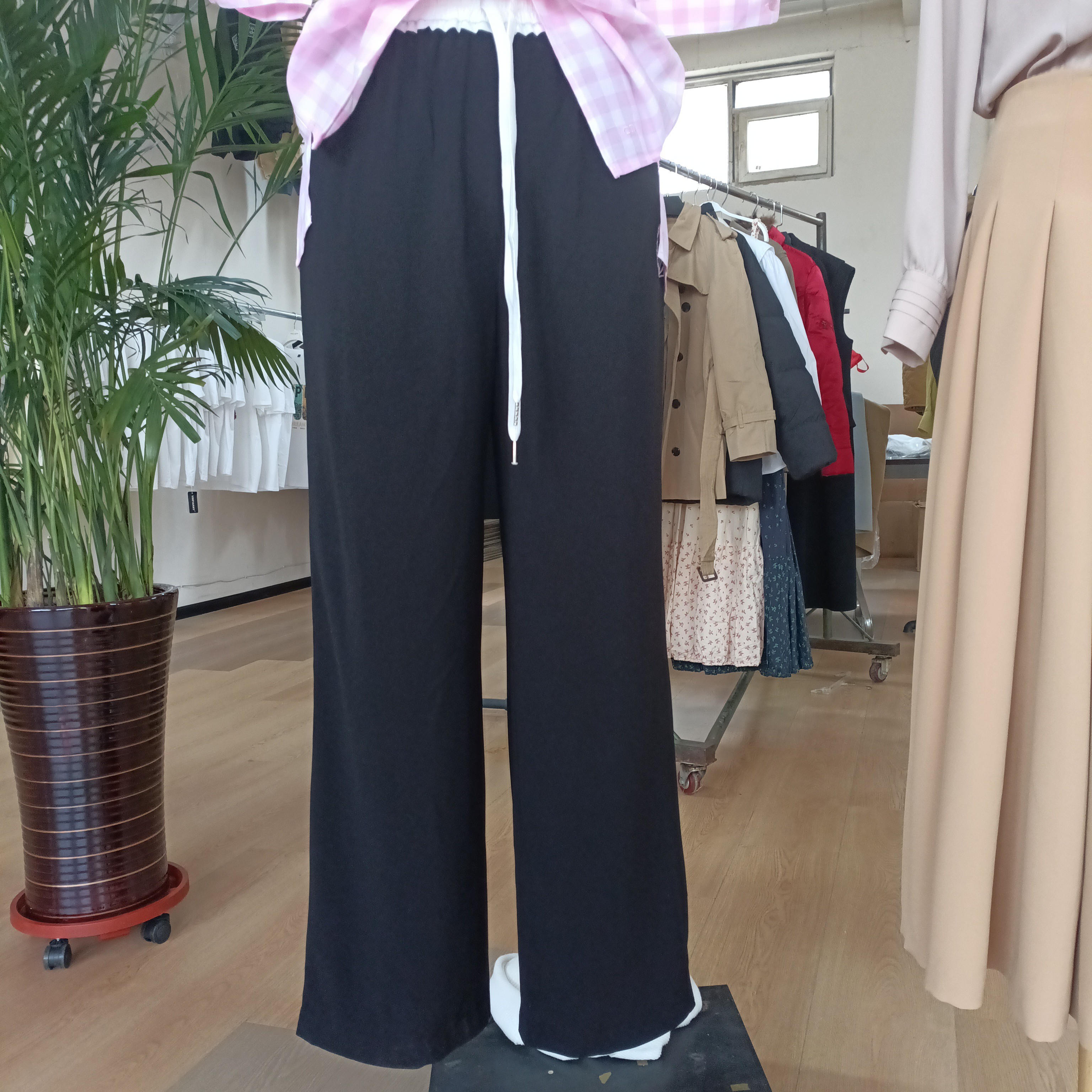 时尚百搭拼色女士直筒裤