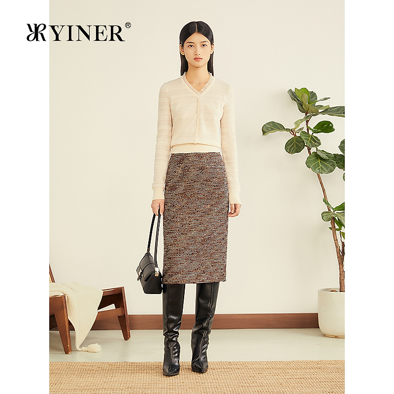 YINER音儿专选2025冬季新款法式钉珠欧根纱荷叶边装饰V领针织衫
