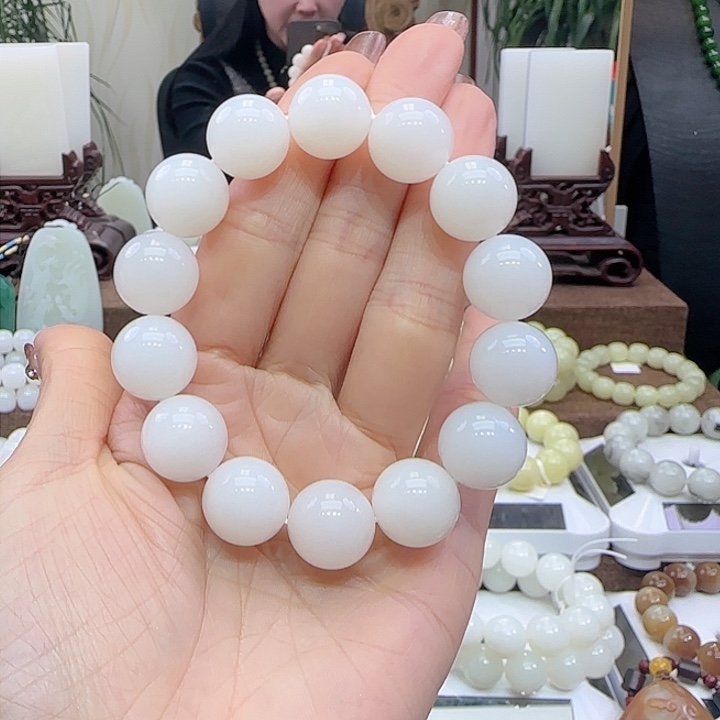 和田玉手链未镶嵌