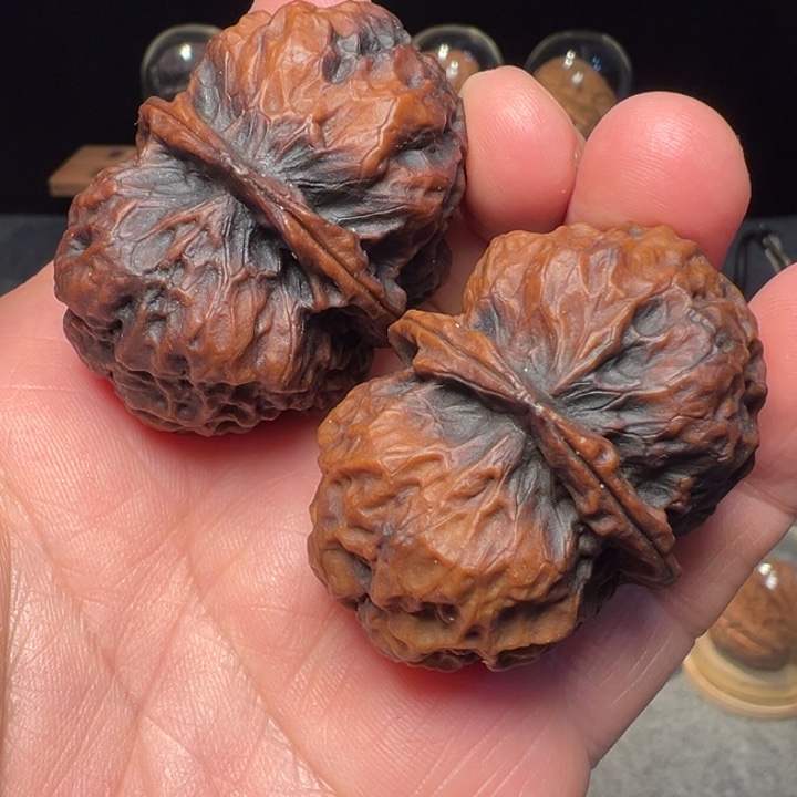 文玩核桃把件鬼脸蟾45mm