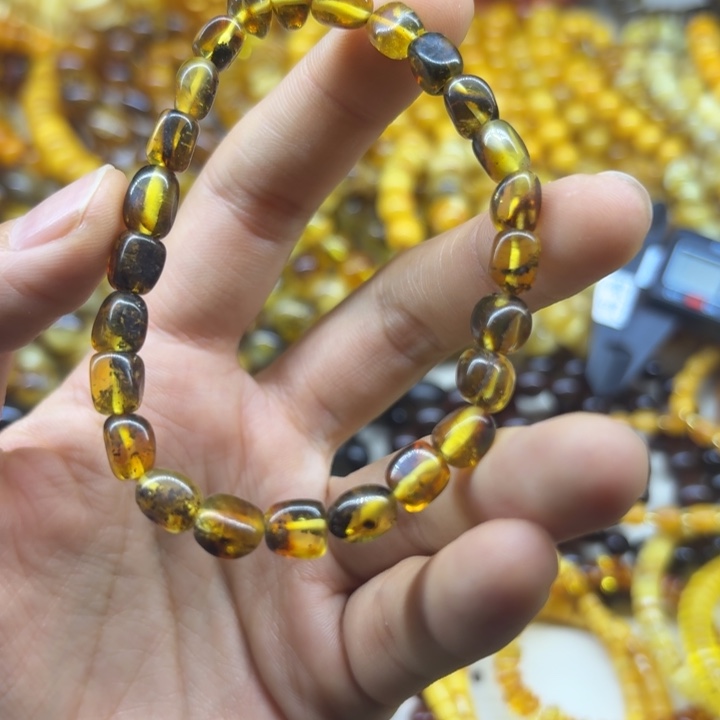 琥珀未镶嵌珠宝奇石