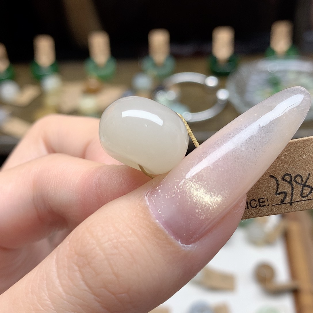 手链未镶嵌和田玉