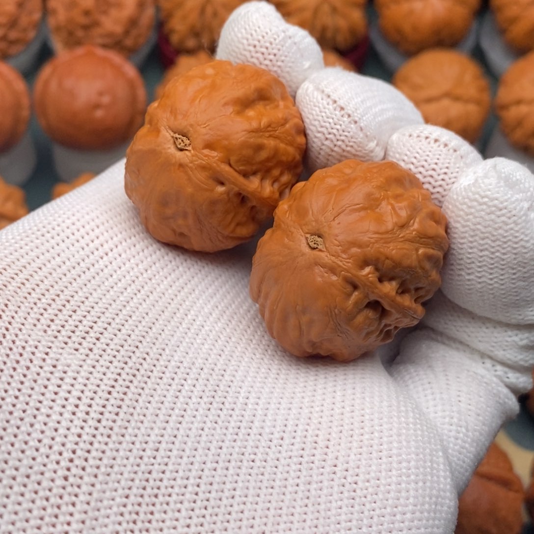 把件文玩核桃小石头