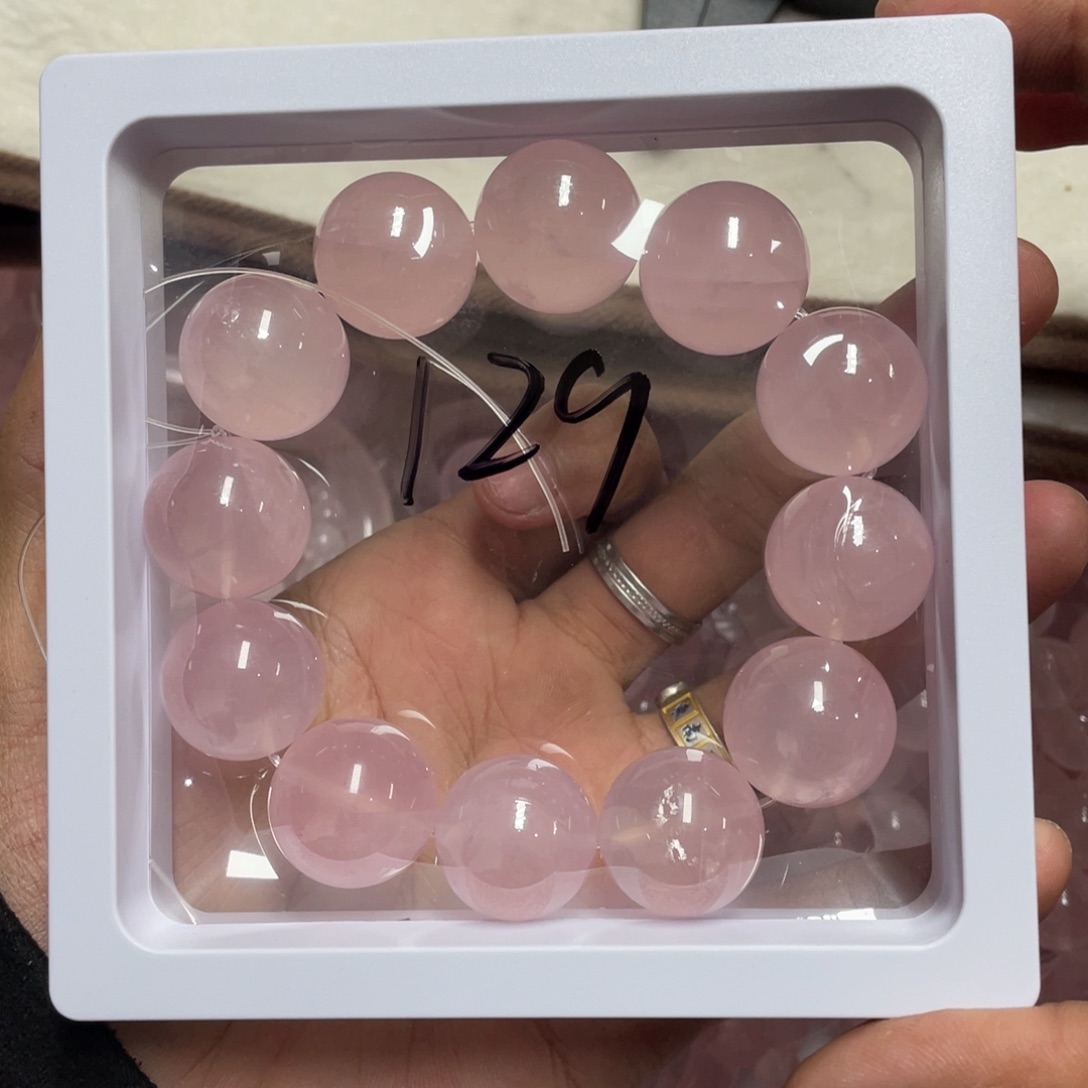 水晶天然莫粉手串未镶嵌