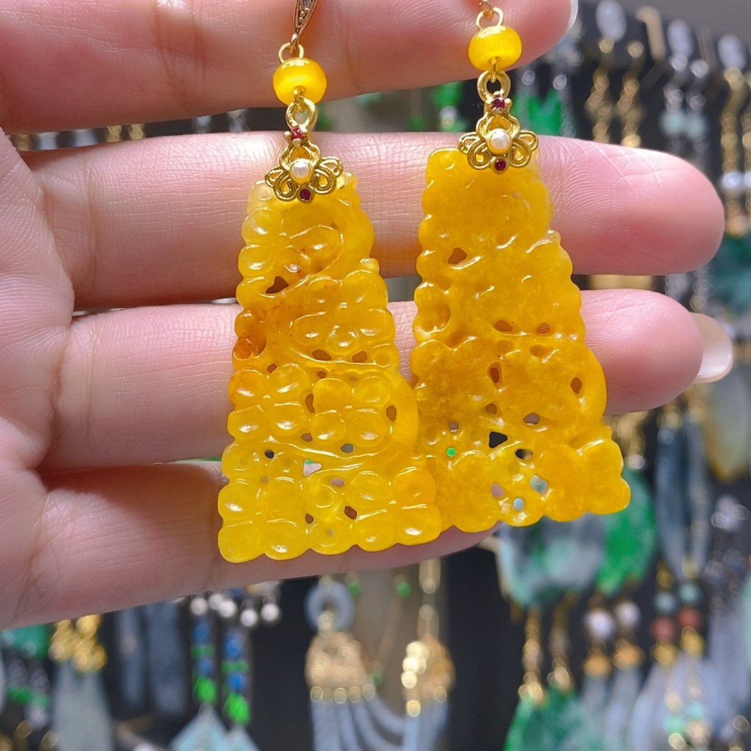 未镶嵌翡翠耳饰翡翠