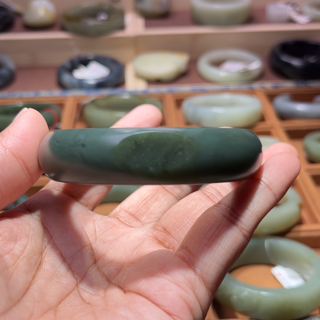 和田玉（子料）未镶嵌手镯