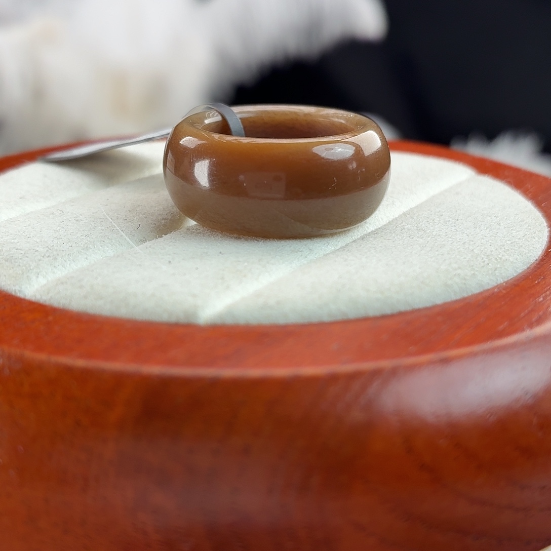 蔻***蔻和田玉（糖玉）未镶嵌戒指r6拿铁咖糖轮胎17.9扩18.2