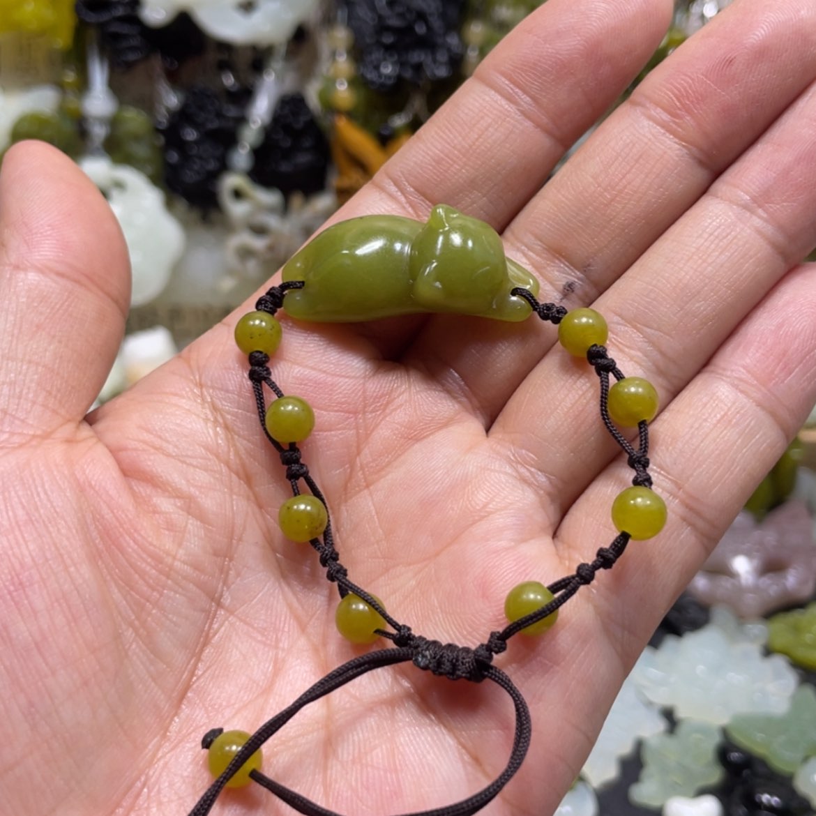 【闪购商品】岫玉颈饰未镶嵌38手串