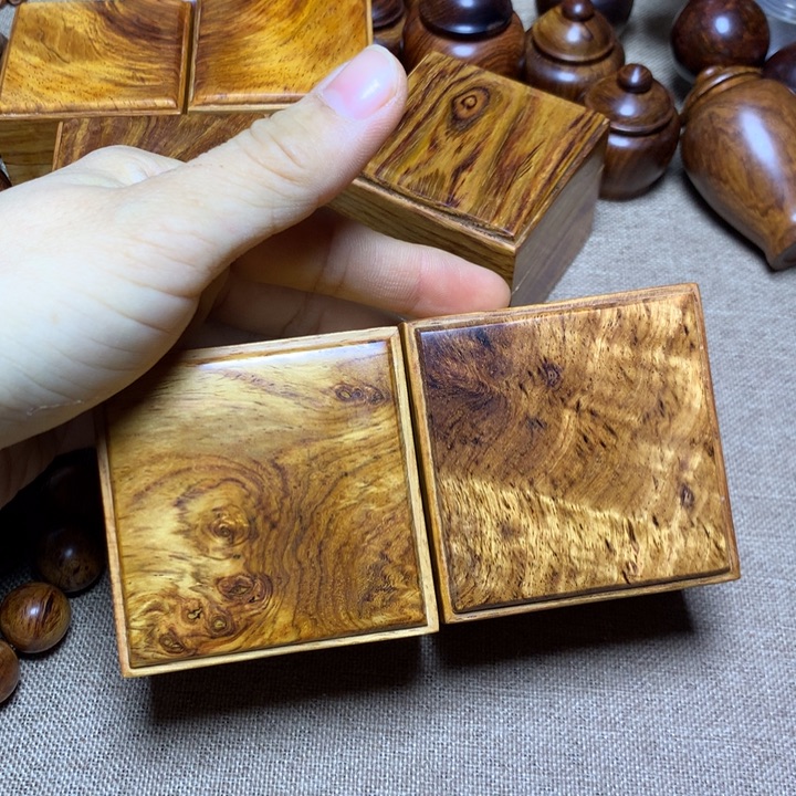 啊***看降香黄檀油梨老料盒子