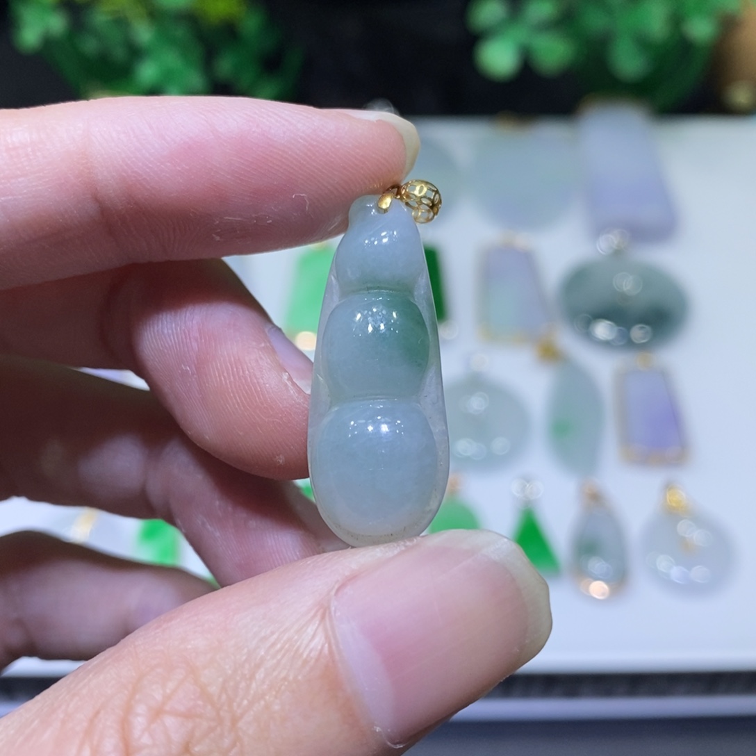 翡翠18K金镶嵌吊坠(不含链)