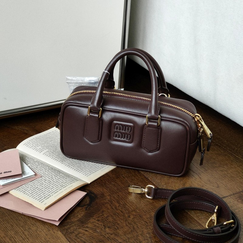 95新 MIU MIU/缪缪 MIUMIU/缪缪 石楠木arcadie保龄球小号 52850