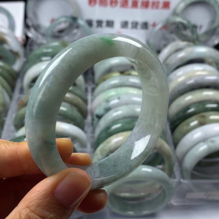 簡***單翡翠手镯未镶嵌3号