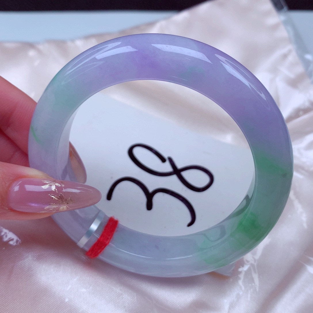 翡翠手镯未镶嵌翡翠56