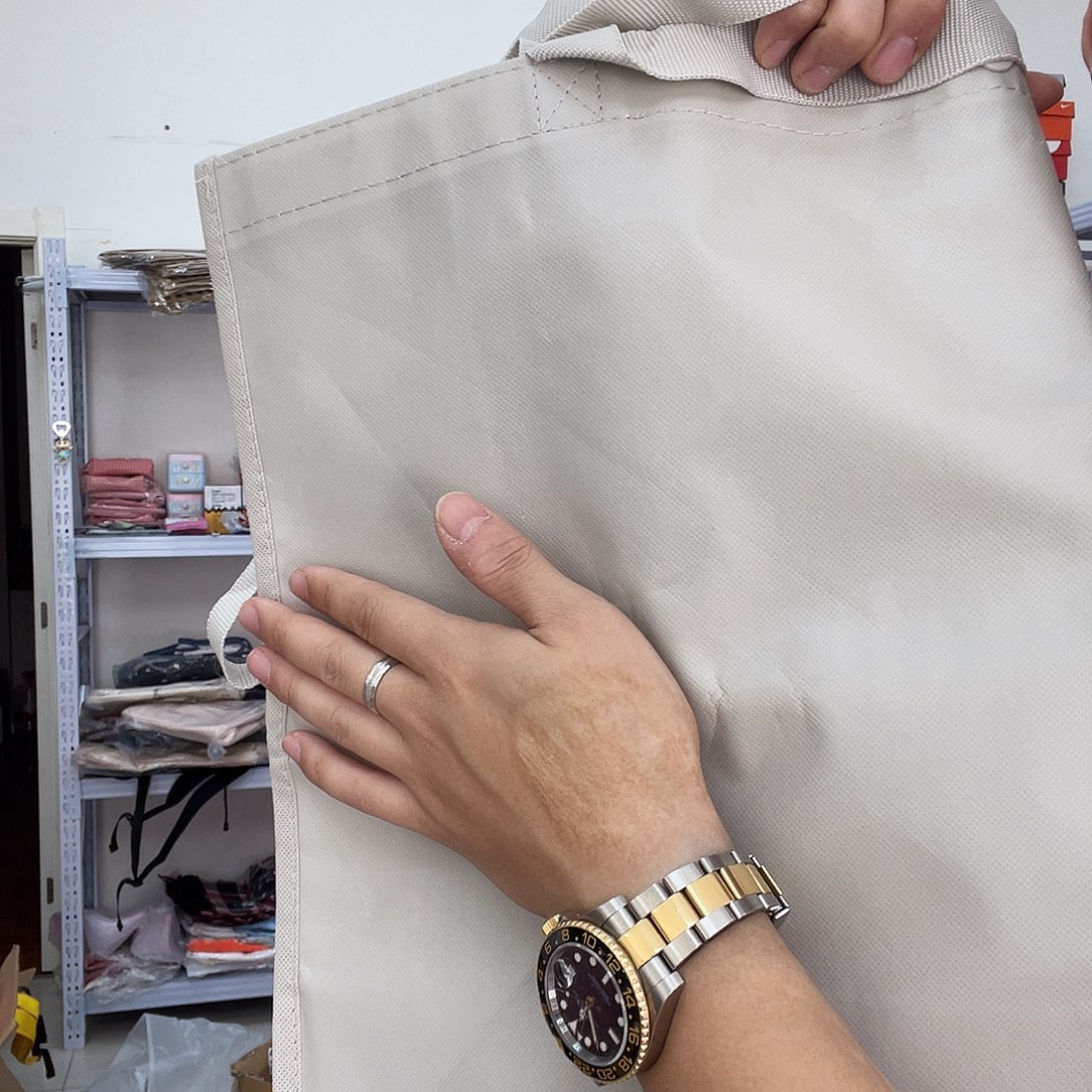 PU化妆包等各种产品