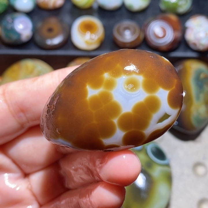 未镶嵌玛瑙/玉髓珠宝半成品39