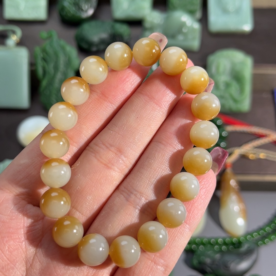 和田玉颈饰未镶嵌糖白卡10定制