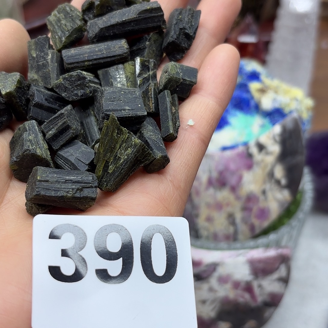 芳***师大型摆件（非配饰）未镶嵌水晶