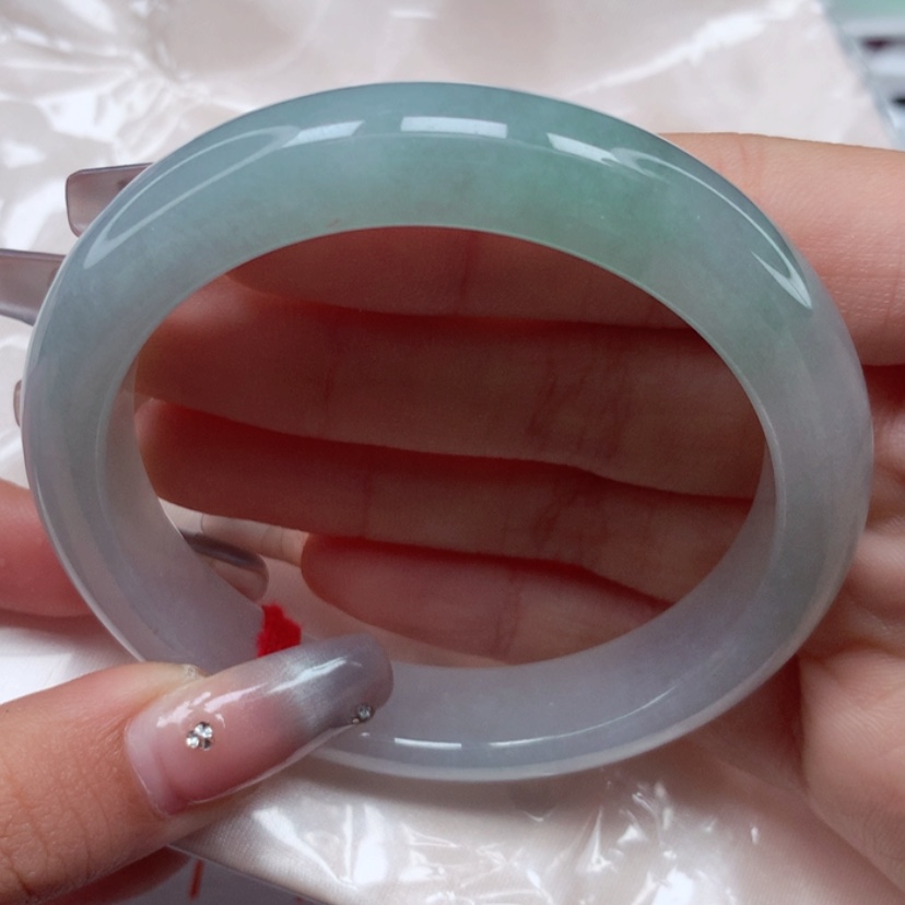 【闪购商品】翡翠手镯（圆镯）未镶嵌56圈