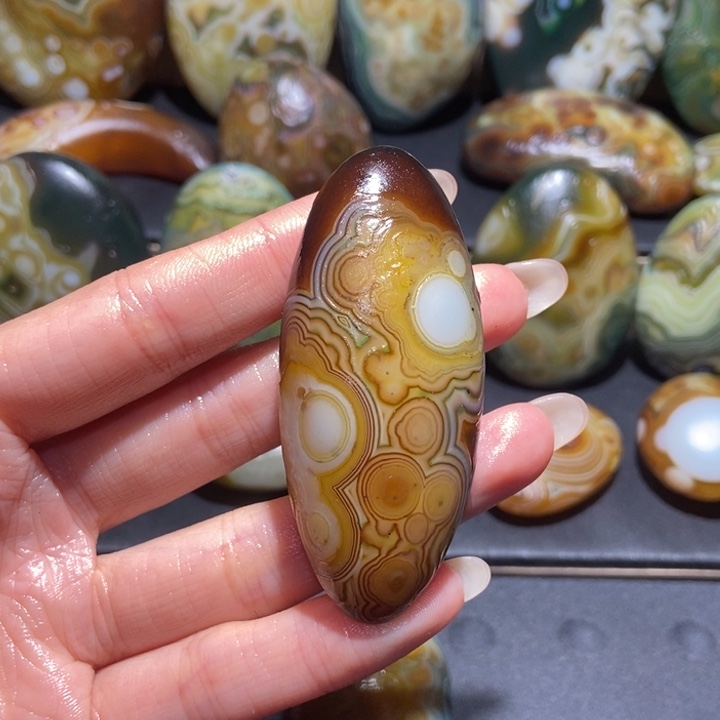 【闪购商品】未镶嵌玛瑙/玉髓珠宝奇石d