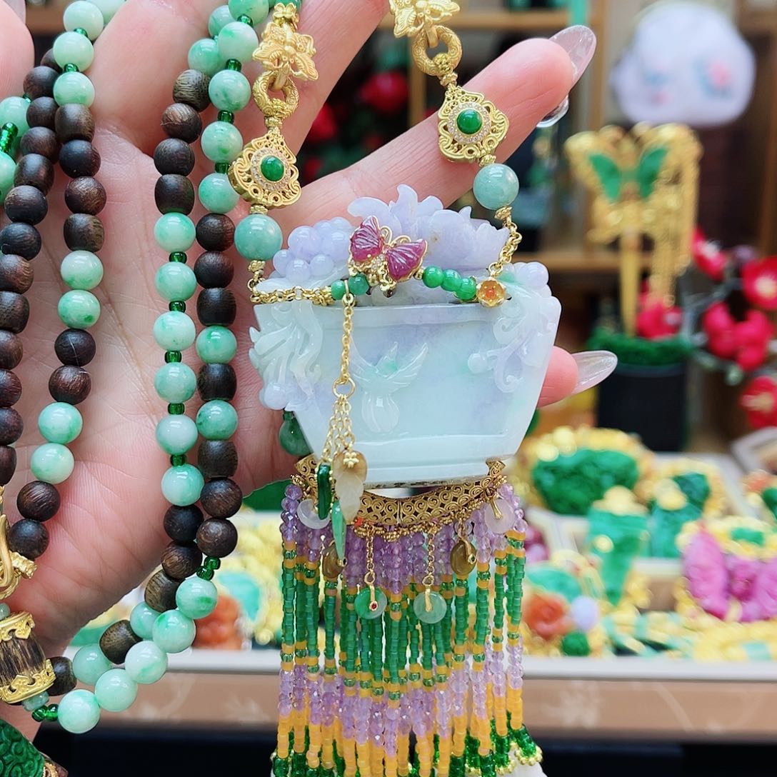 颈饰合金翡翠斜挎吊坠48小时鉴赏期