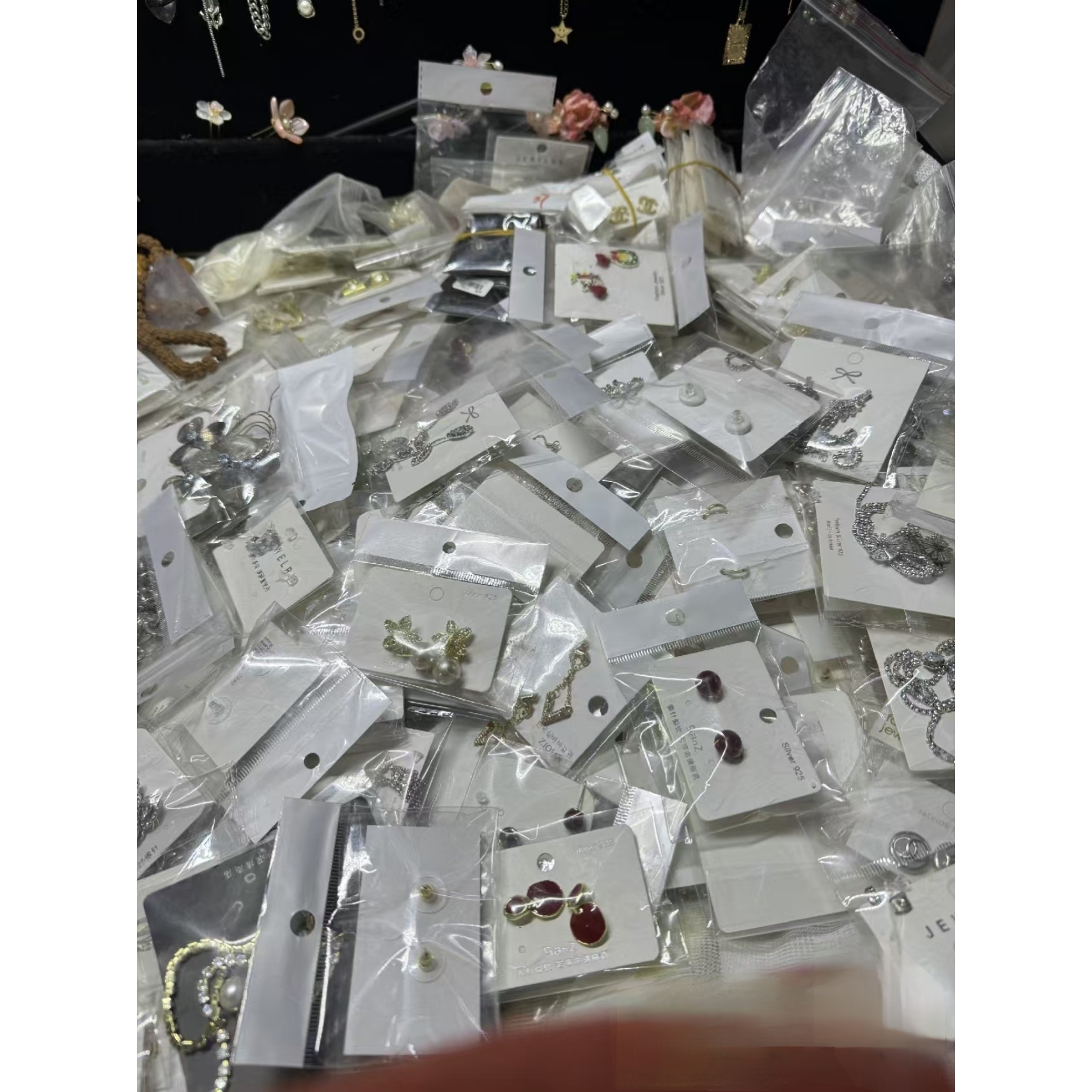 合金仿水晶手链 中古创意怀旧搭配性强百搭个性简约年代古风镶嵌L
