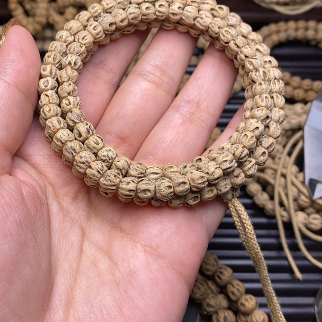 柏香籽/百香籽吊坠想***…