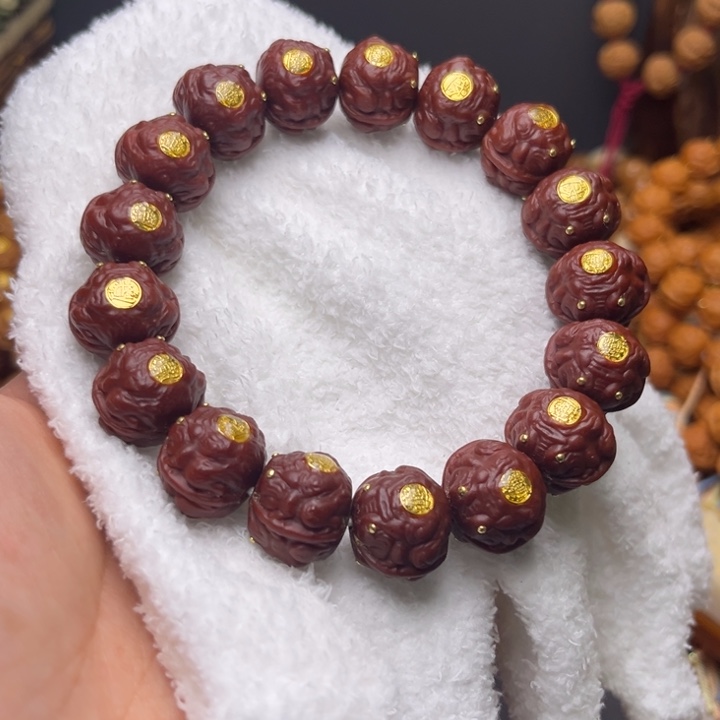 猴头核桃吊坠1.7左右玉华大满贯