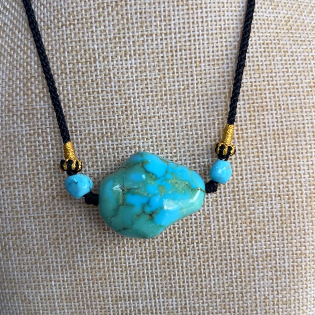 绿松石未镶嵌挂件