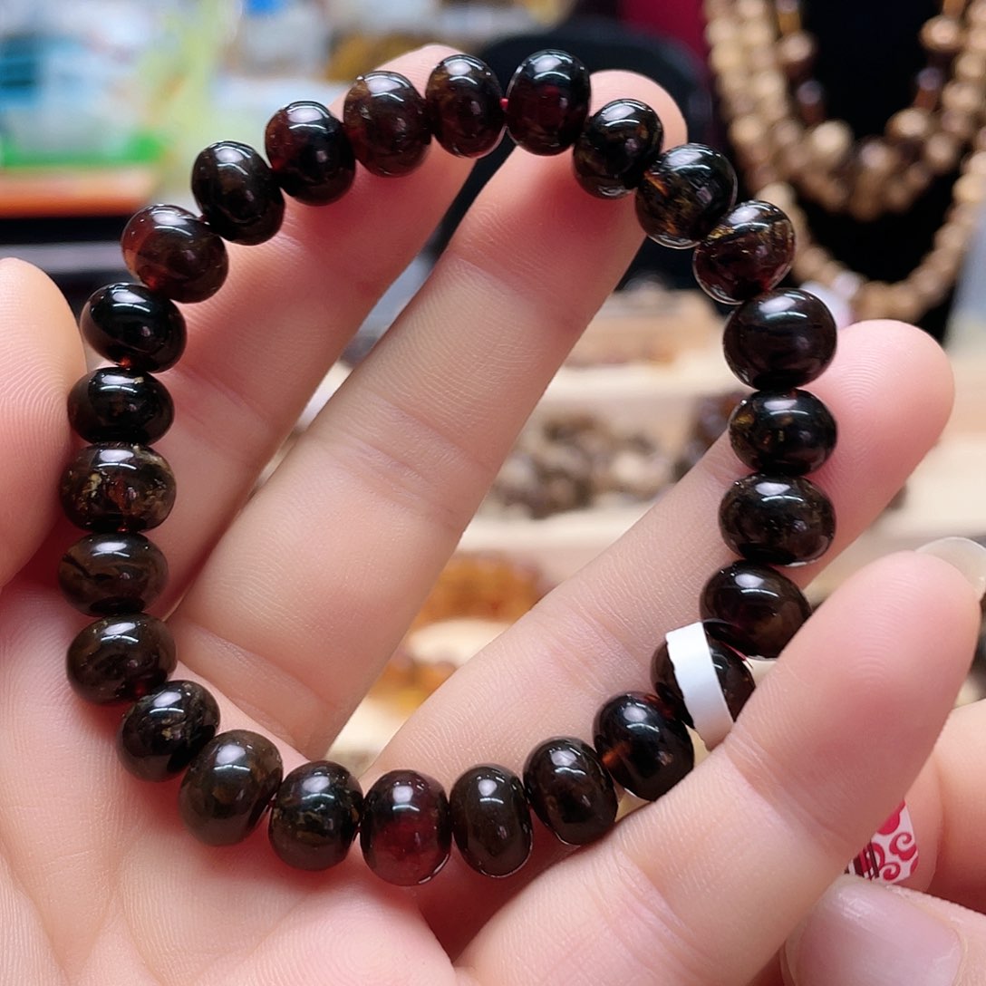 琥珀裸石未镶嵌一*缘九11152