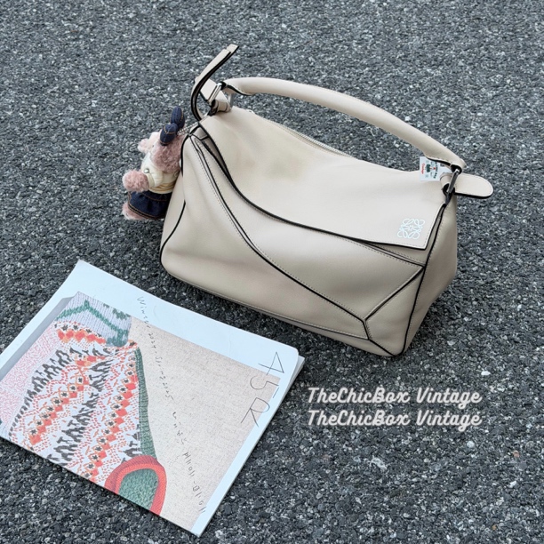 95新 LOEWE/罗意威 只盒/奶油杏色中号Puzzle几何手袋包