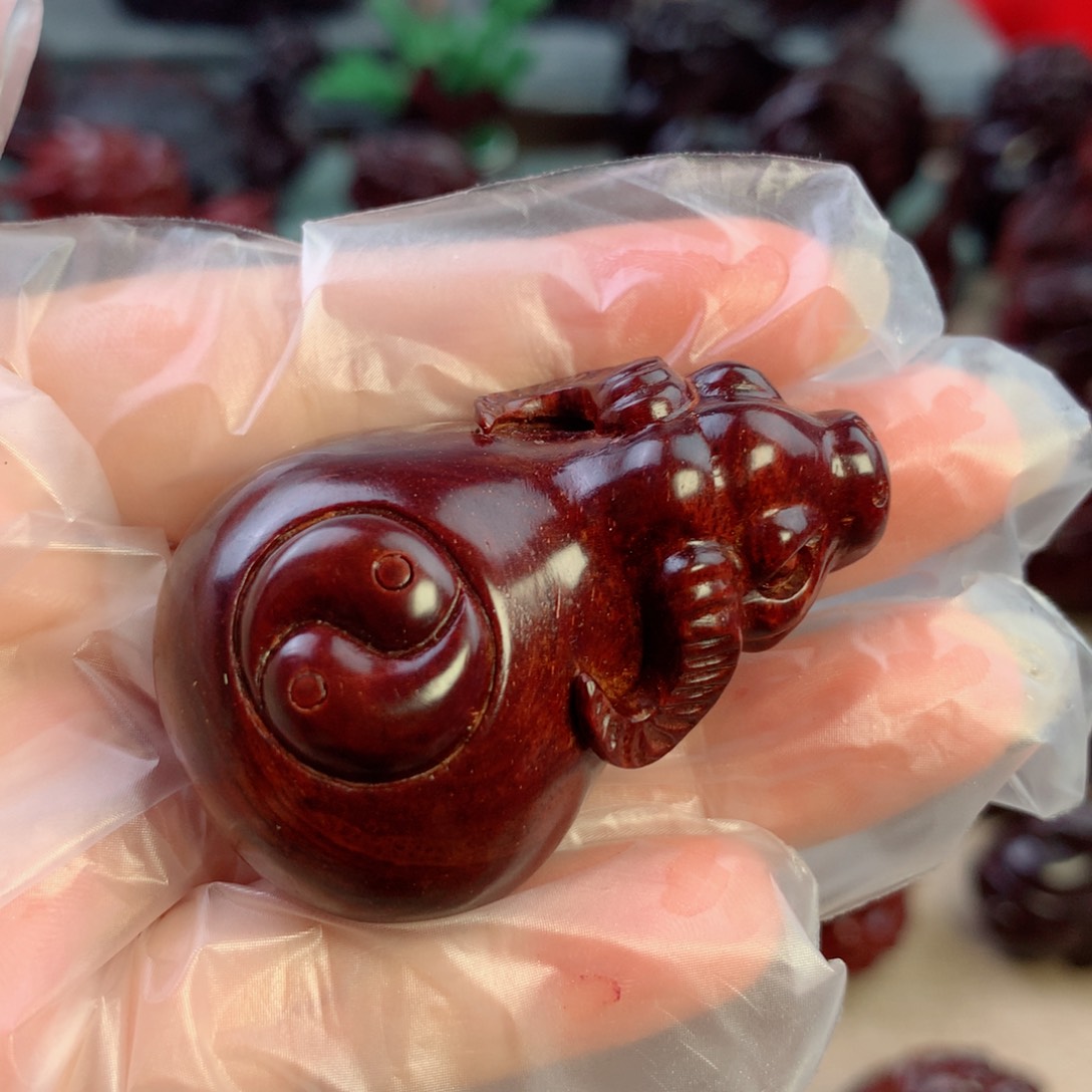 【闪购商品】檀香紫檀（小叶紫檀）