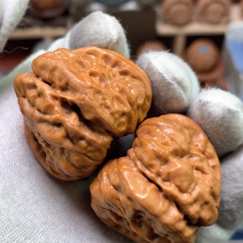 文玩核桃吊坠43全品货头山地红皮三角四八八蛤蟆