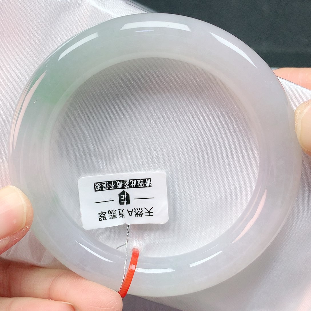 翡翠手镯未镶嵌56胖