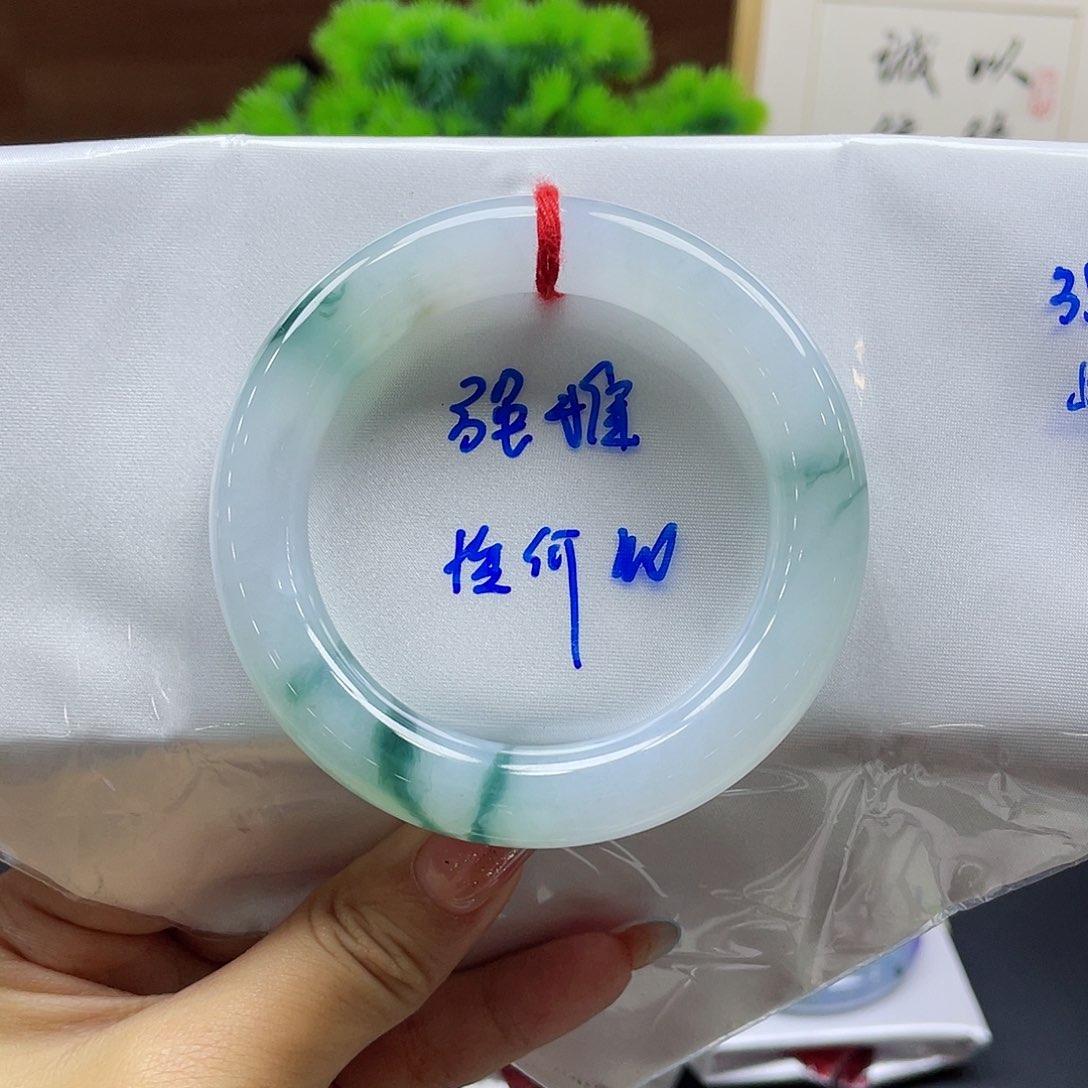 翡翠手镯未镶嵌24 号链接