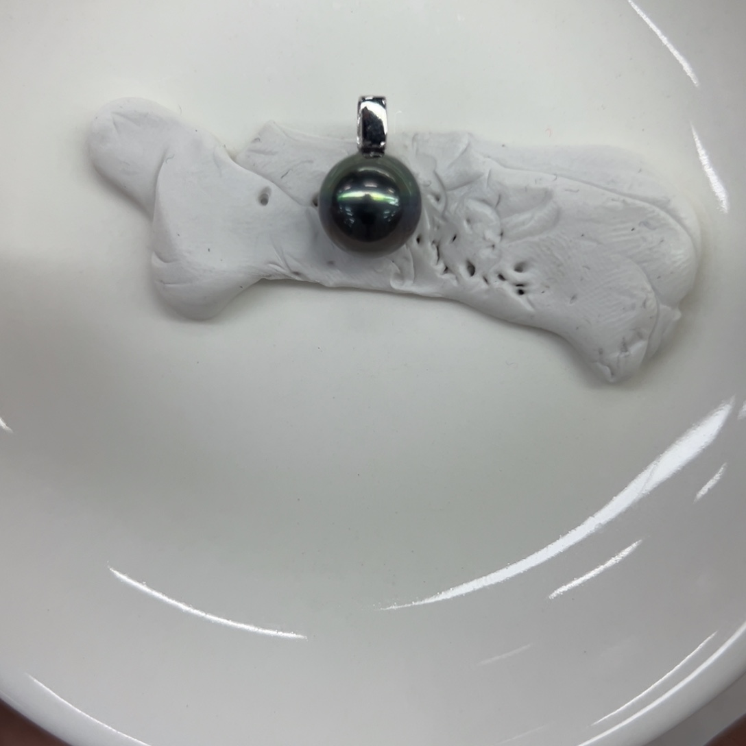 银S925镶嵌吊坠(不含链)海水珍珠10mm大溪地吊坠