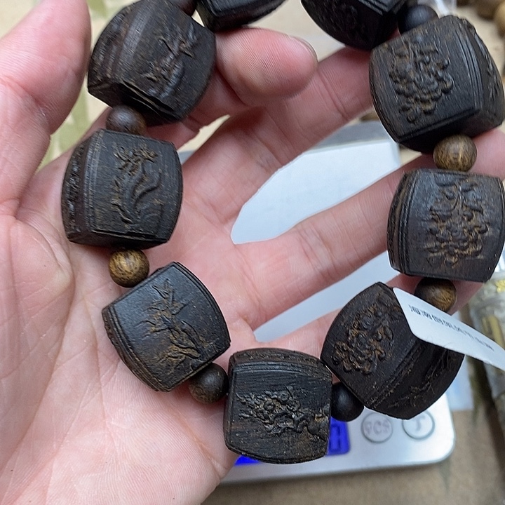 沉香沉香香囊虫漏