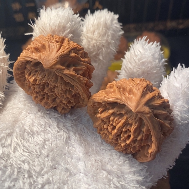 文玩核桃吊坠42.5蛇头聚宝盆