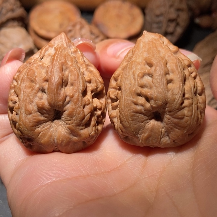 把件文玩核桃乌*拉东北楸子小雪6