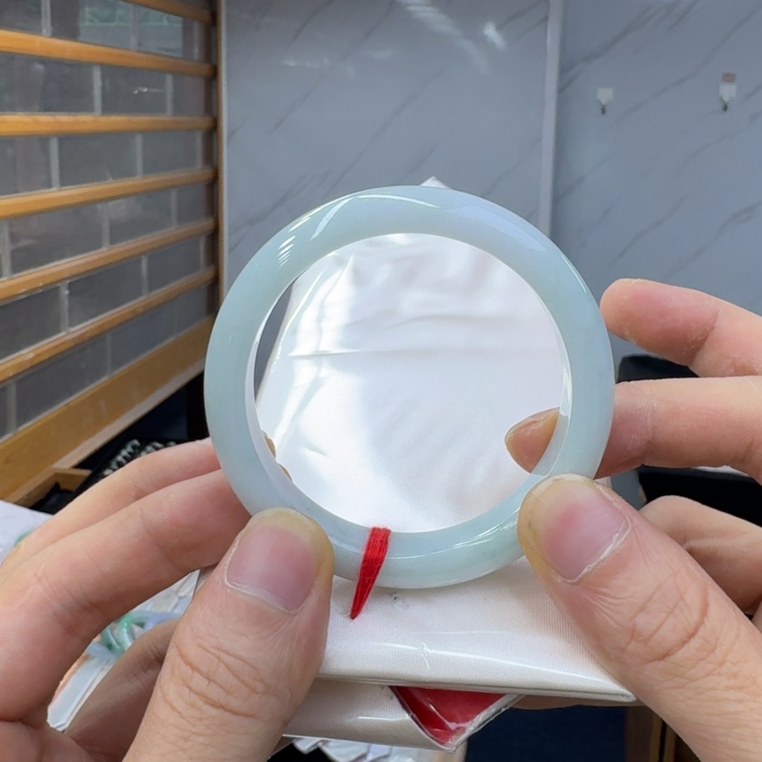 翡翠未镶嵌手镯翡翠