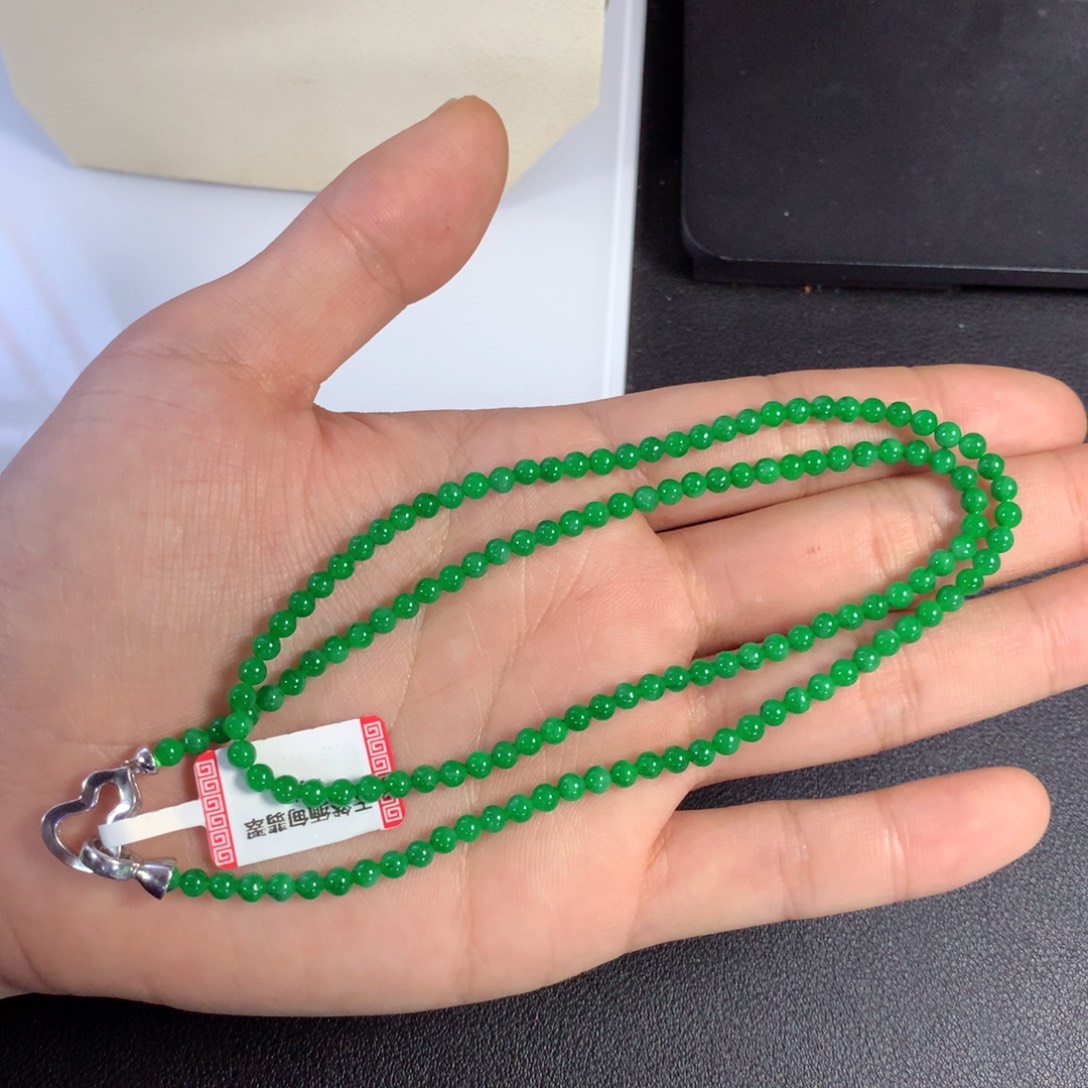 翡翠未镶嵌颈饰项链