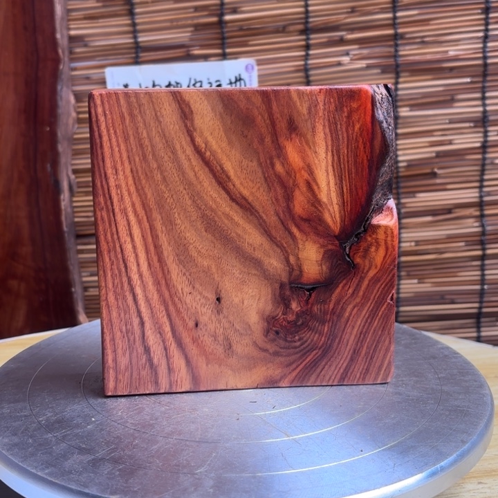 新***月大叶紫檀（黑酸枝木类）